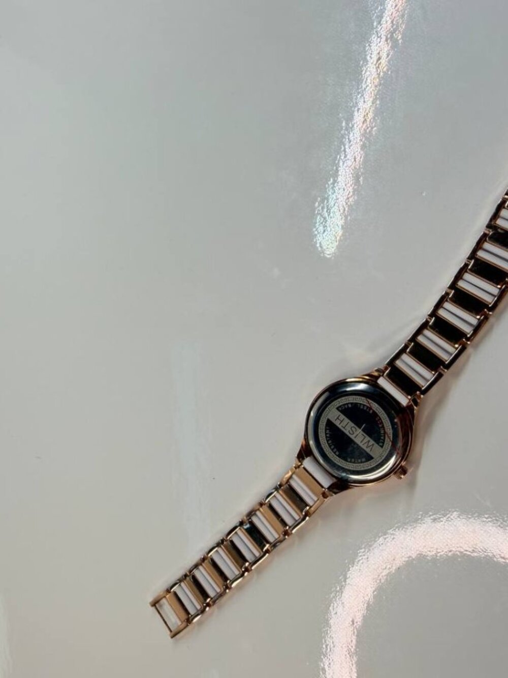 WLISTH Women’s Watch – Rose Gold & White Crystal Accent - Picture 14 of 16